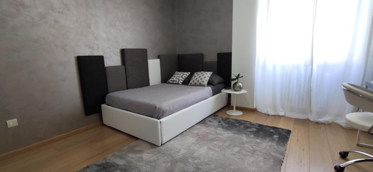 Design & Luxury Apartment Верона Экстерьер фото