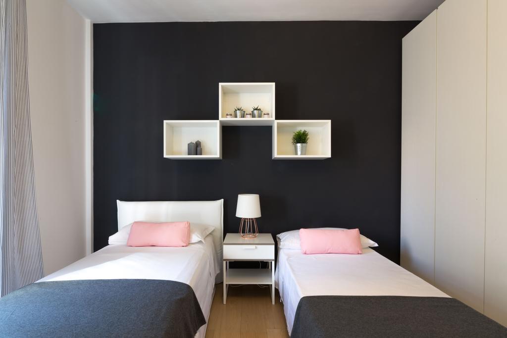 Design & Luxury Apartment Верона Экстерьер фото