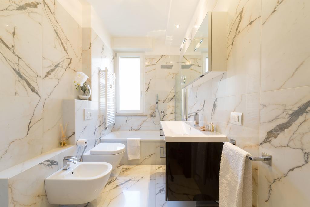 Design & Luxury Apartment Верона Экстерьер фото
